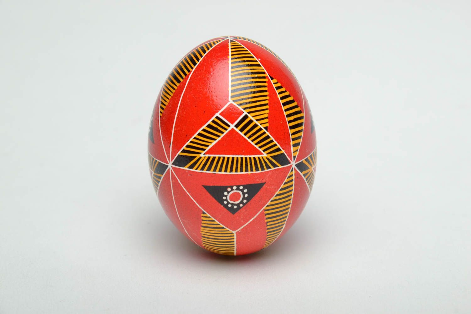 Handmade painted Easter egg with patterns photo 2