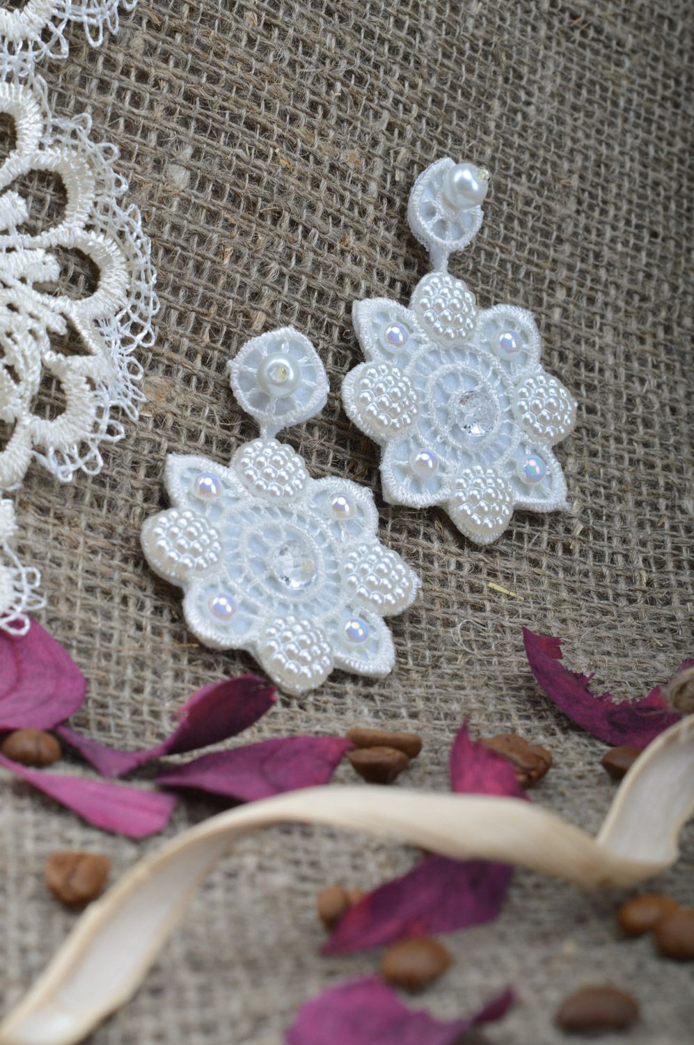 Snow-white festive handmade flower-shaped earrings with felt and beads  photo 5