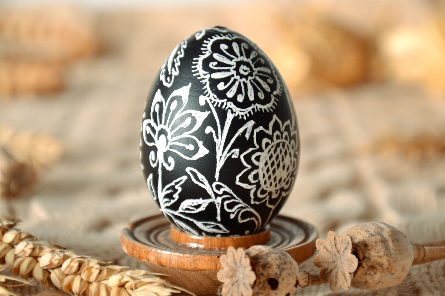 Handmade Easter egg  photo 1