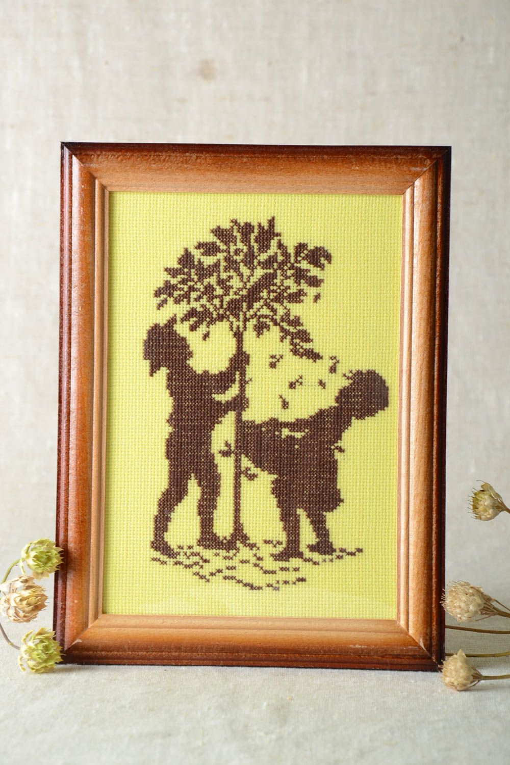 Handmade embroidered decor wall hanging home decor ideas embroidered picture photo 1