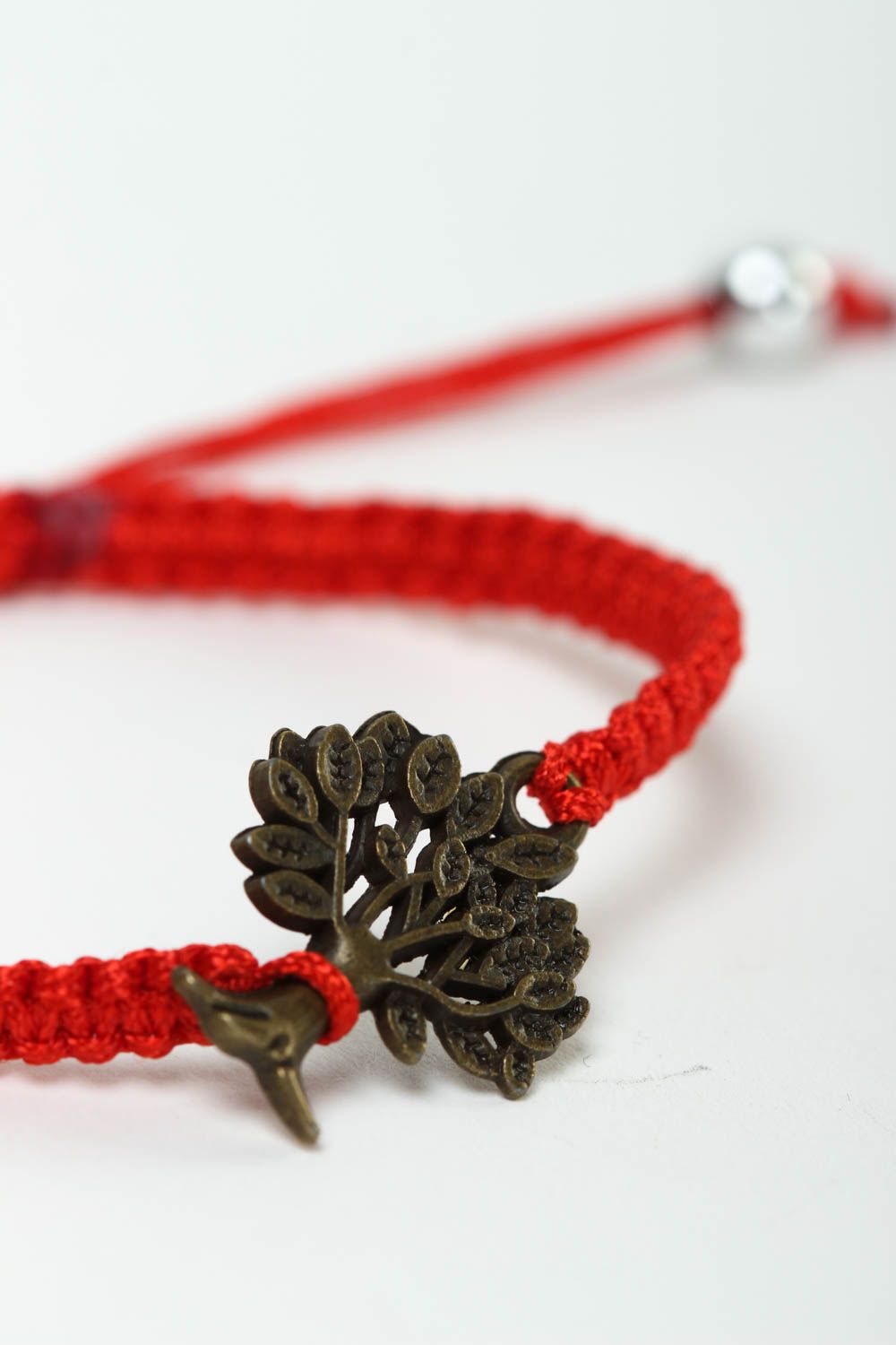 Unusual handmade friendship bracelet artisan jewelry designs fashion trends photo 3
