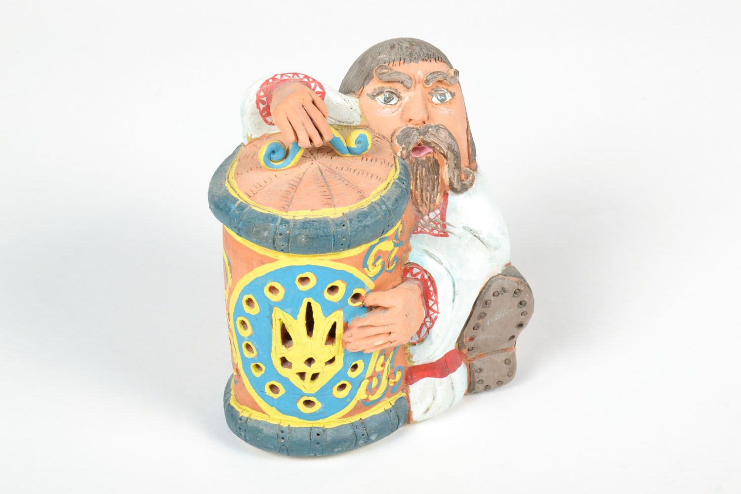 Figura artesanal de cerámica foto 2