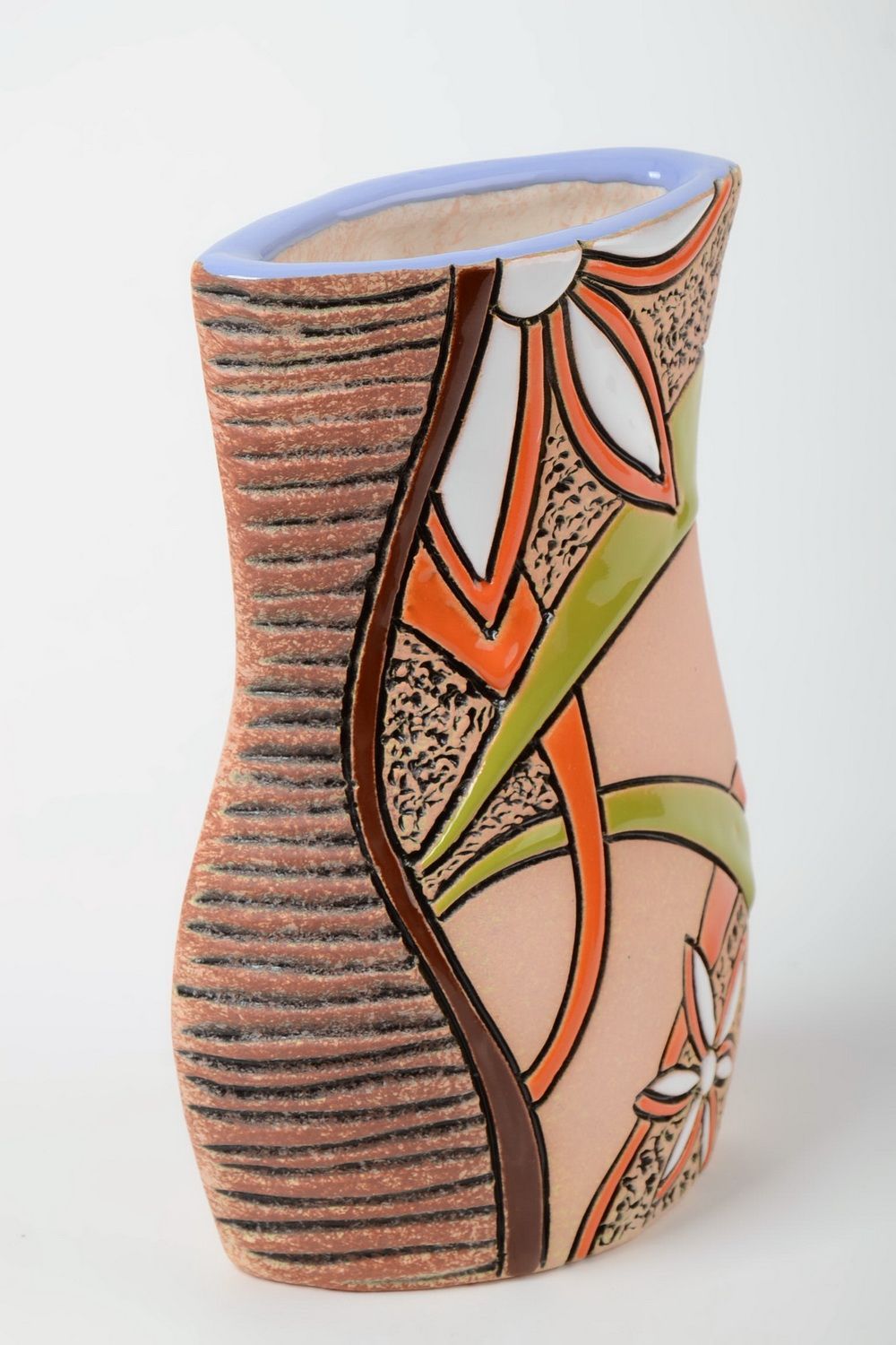 Полуфарфоровая ваза для цветов расписанная пигментами ручной работы объемом 2 л фото 2