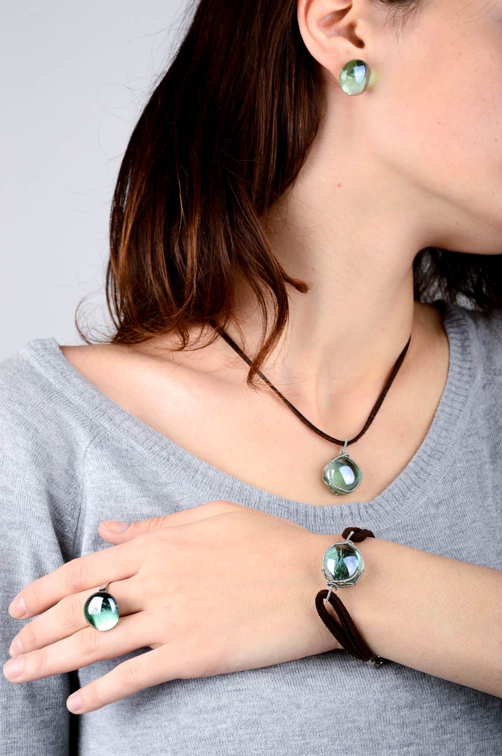 Stylish handmade glass jewelry set glass earrings pendant ring bracelet designs photo 2