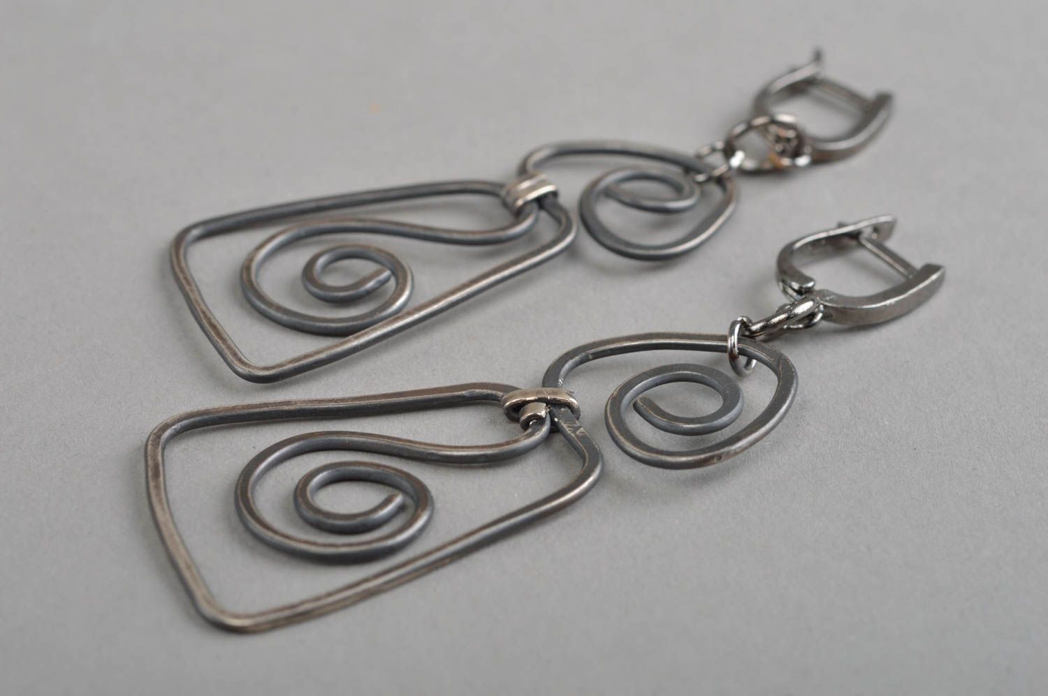 Beautiful handmade long metal earrings designer jewelry fashion accessories photo 3