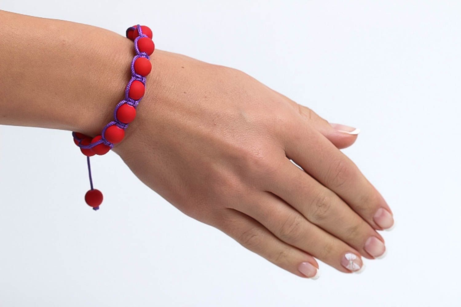 Bracelet fait main Bijou tendance couleurs rouge et violet Accessoire femme photo 5