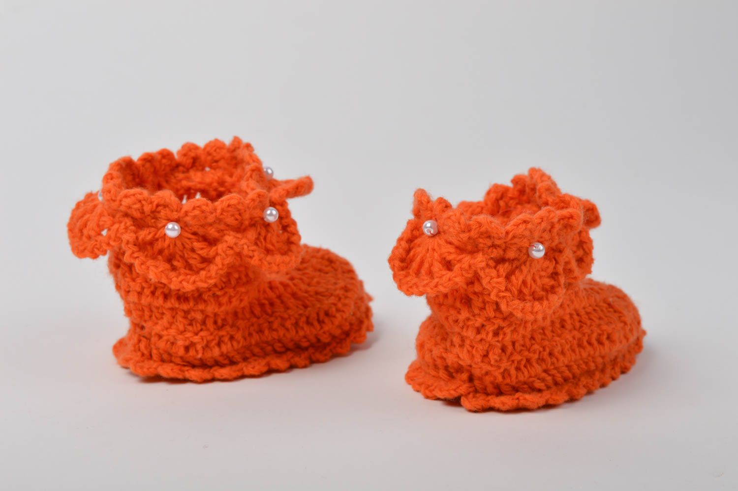 Zapatillas de bebé hechas a mano anaranjadas patucos tejidos regalo original  foto 4