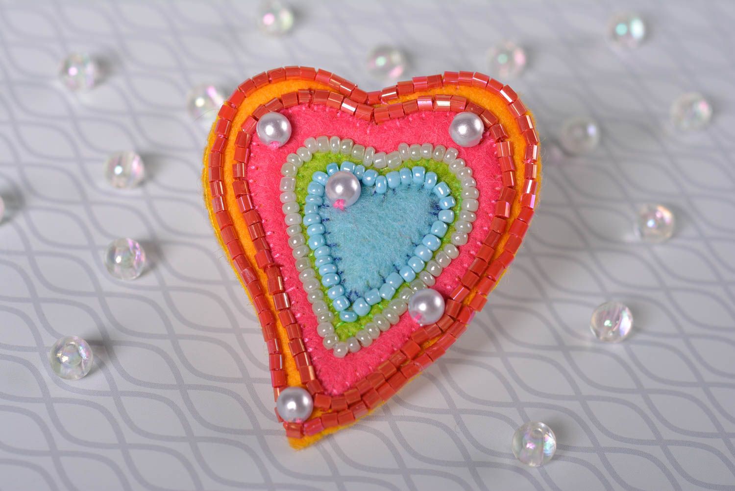 Handmade Schmuck Brosche Geschenk für Frauen Accessoires für Frauen Herz rosa foto 1