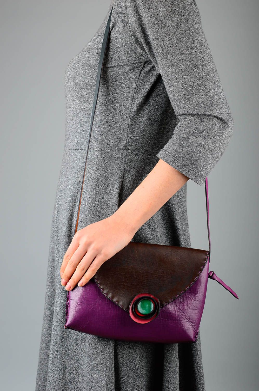Сумка ручной работы сумка через плечо кожаная сумка фиолетовая красивая фото 1