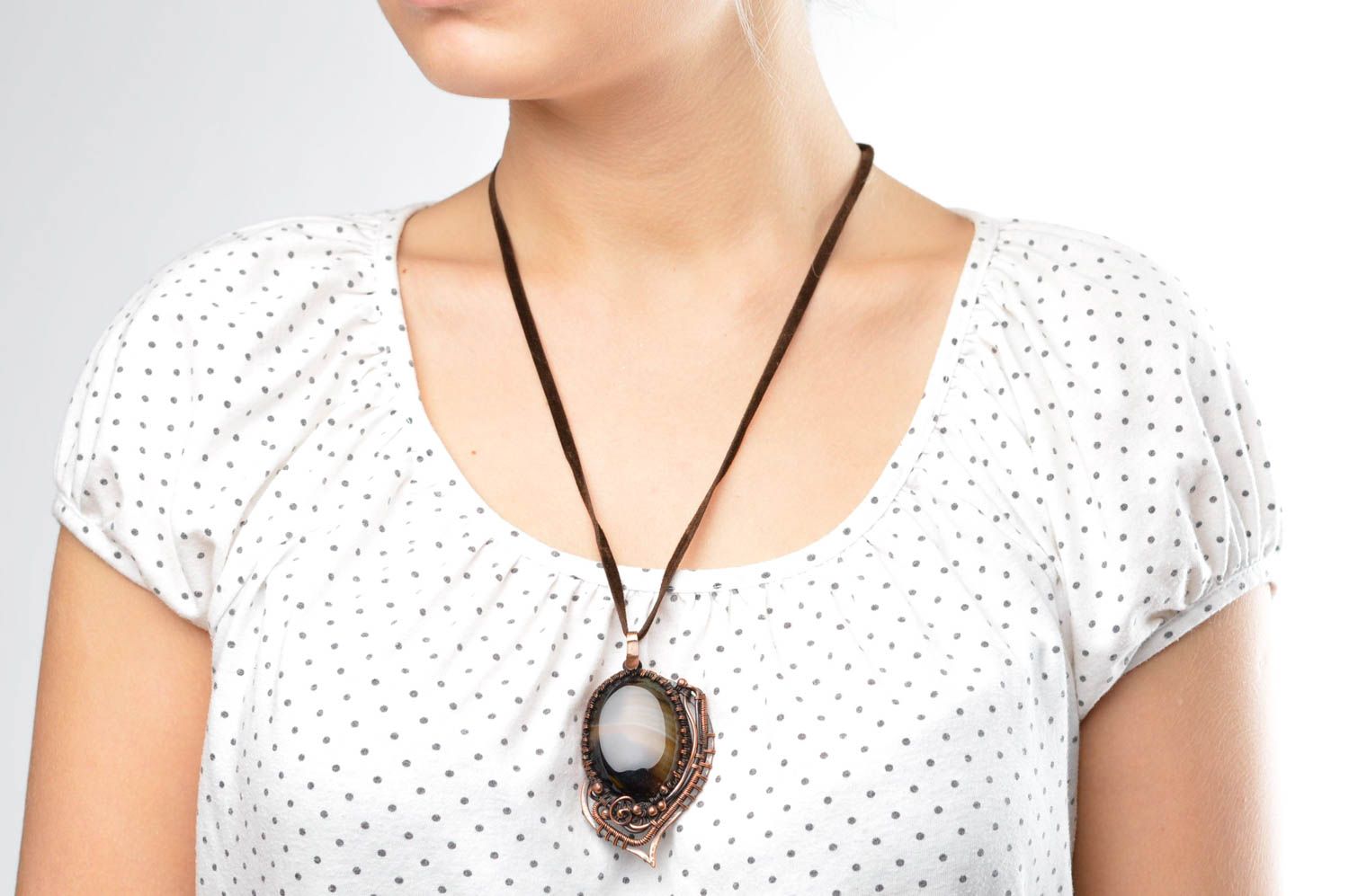 Womens handmade metal pendant agate neck pendant artisan jewelry metal craft photo 2