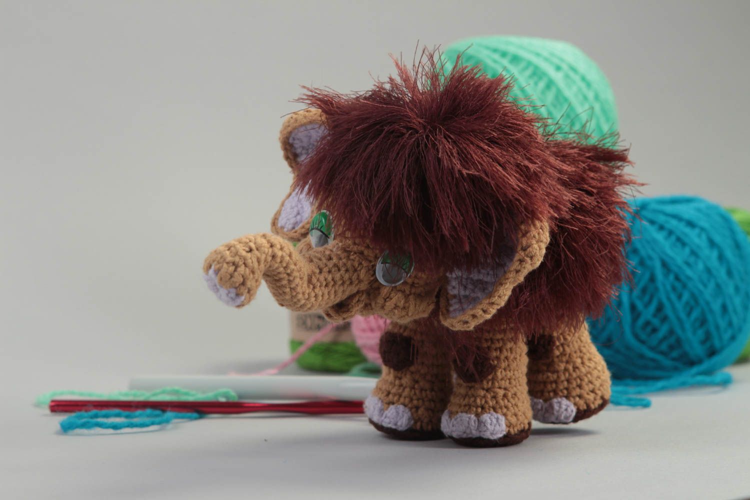 Игрушка крюком ручной работы мягкая игрушка детская игрушка в виде мамонтенка фото 1
