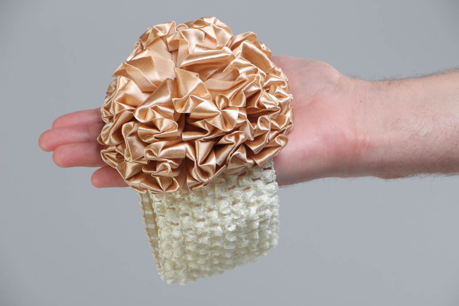 Massives handgemachtes Blumen Haarband aus Stoff Atlas und Spitze für Frauen foto 5