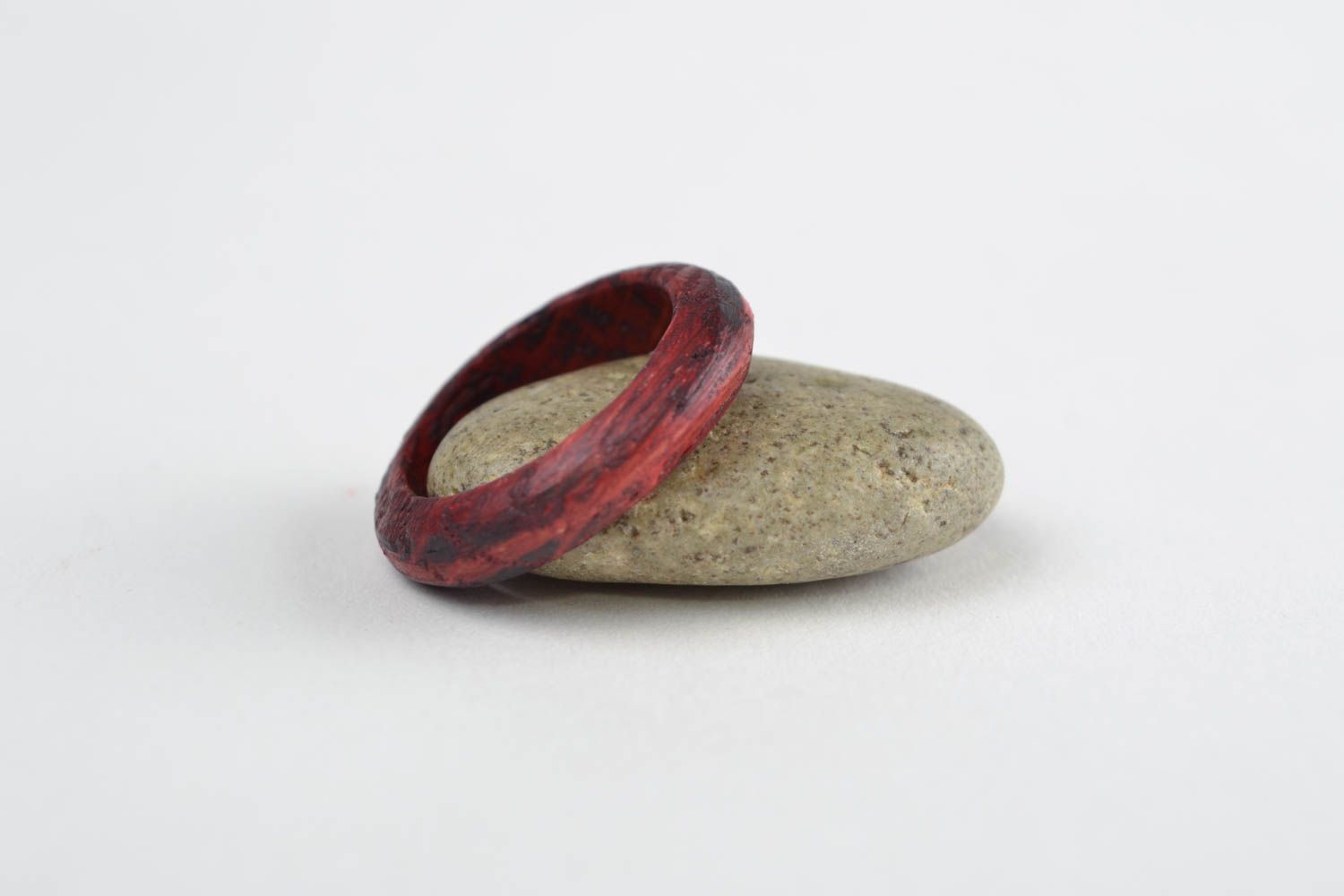 Unusual stylish handmade designer carved wooden ring unisex red photo 4
