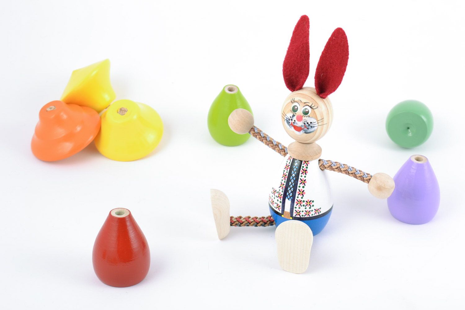 Joli jouet lapin avec longues oreilles fait main en bois naturel écologique photo 1