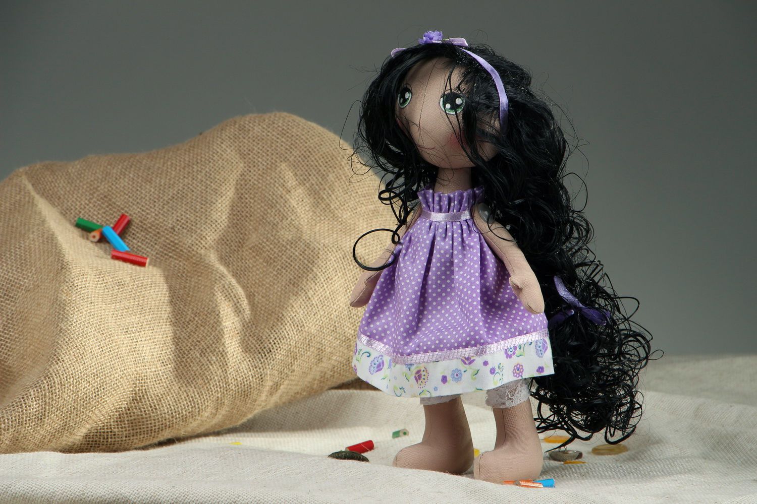Handgemachte kuschelige Puppe Mädchen foto 5