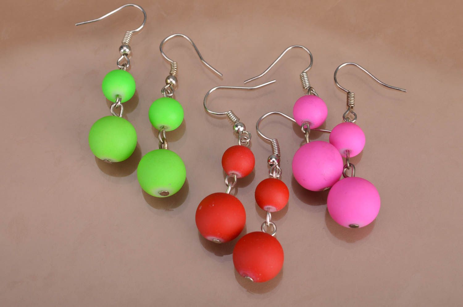 Set of handmade neon colorful beaded dangle earrings 3 pairs pink red green photo 2