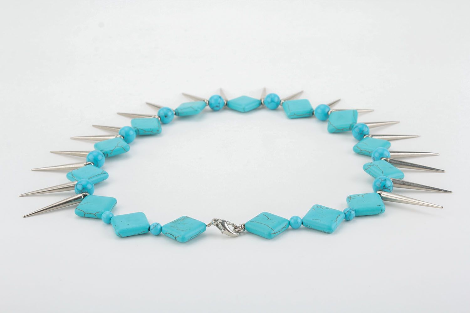 Turquoise necklace with spikes photo 2