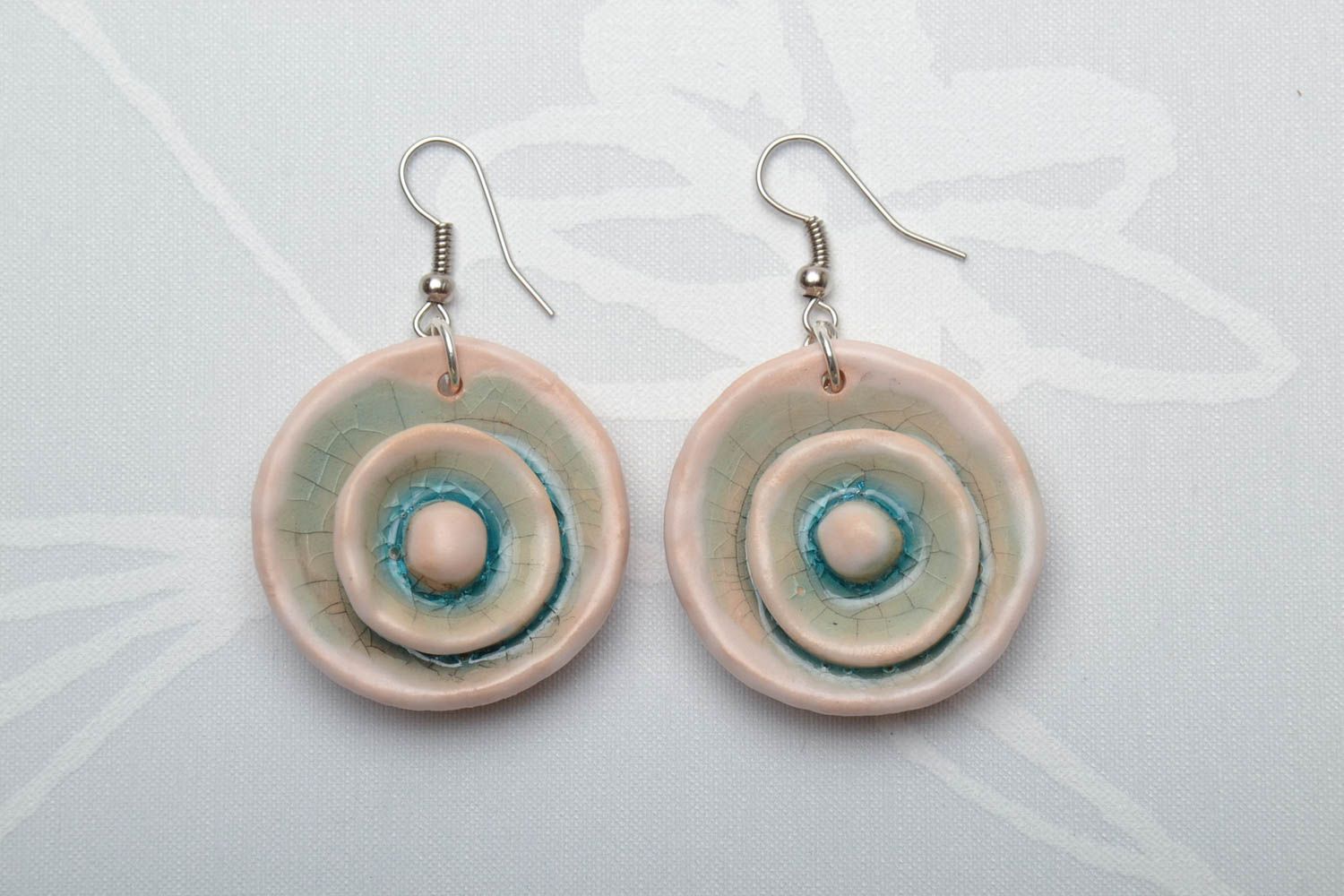 Handmade ceramic earrings with painting photo 1
