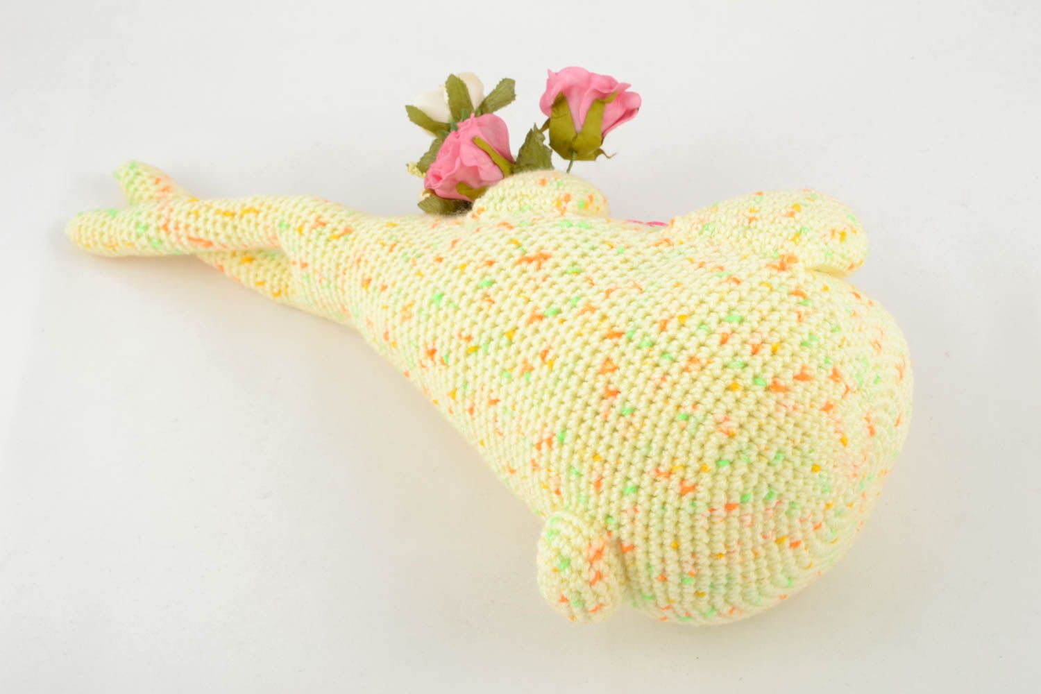 Giocattolo a maglia fatto a mano pupazzo da bambini a forma di lepre con fiori foto 3