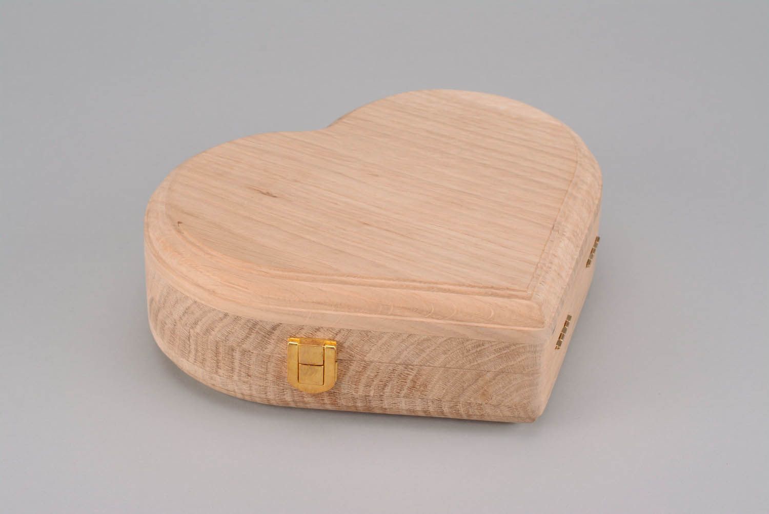 Wooden heart-shaped blank box photo 3