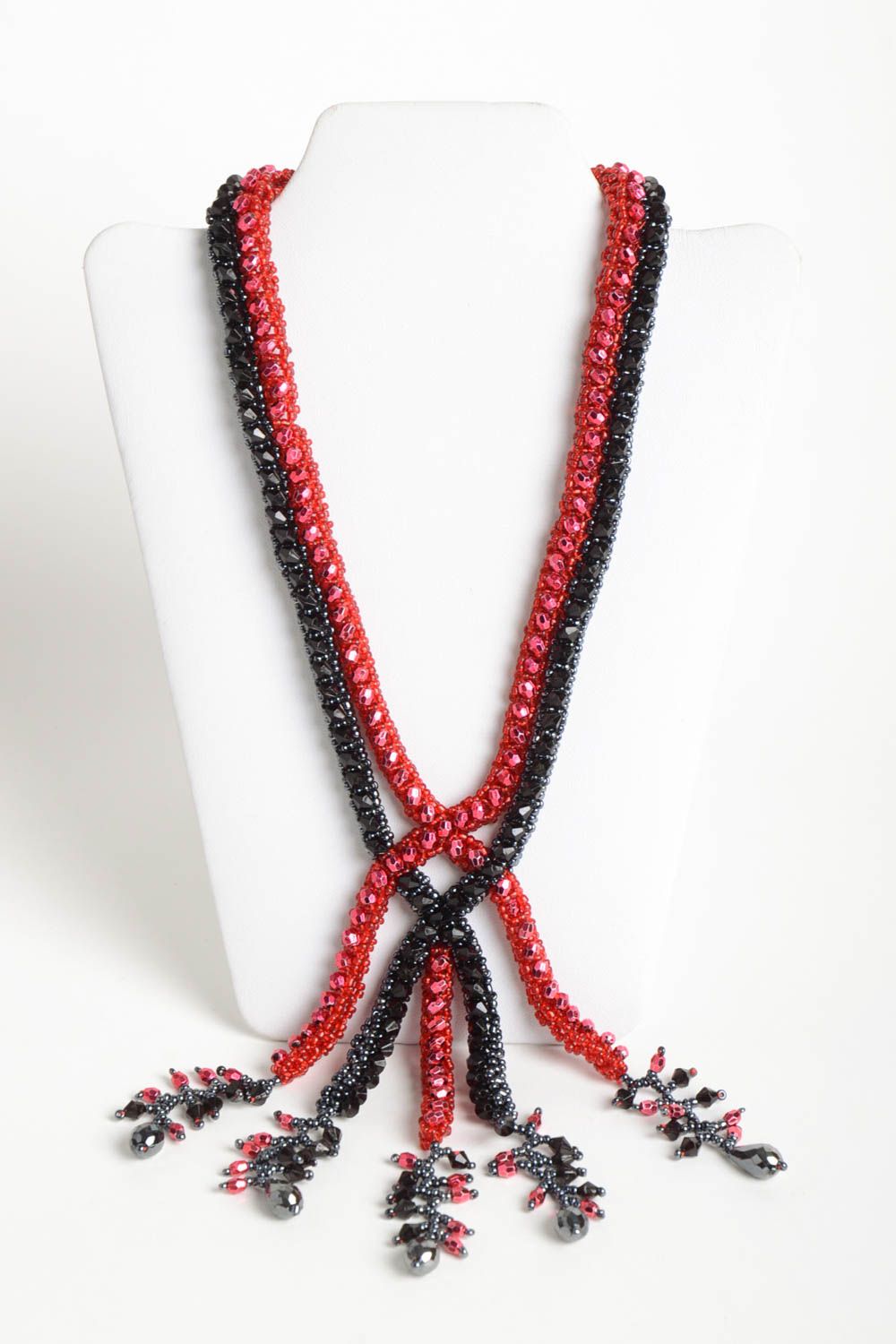 Rocailles Kette handmade Modeschmuck Collier Accessoire für Frauen schwarz rot foto 1