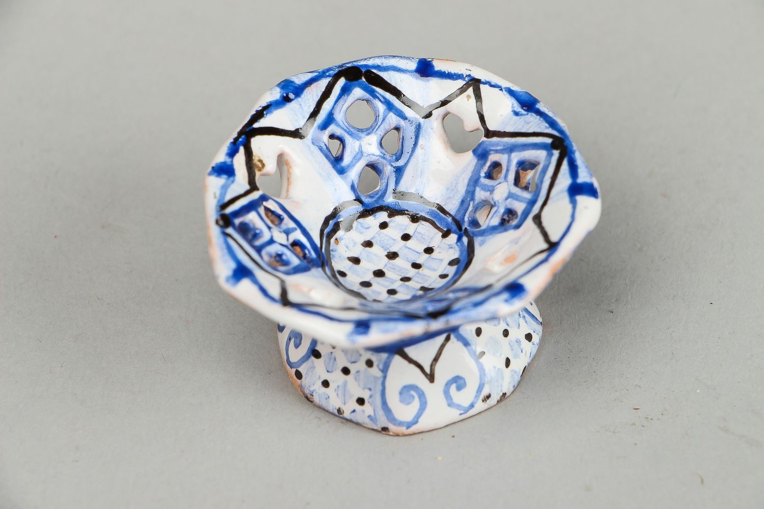 Kleine blaue Vase für Schreibwaren aus Keramik  foto 2