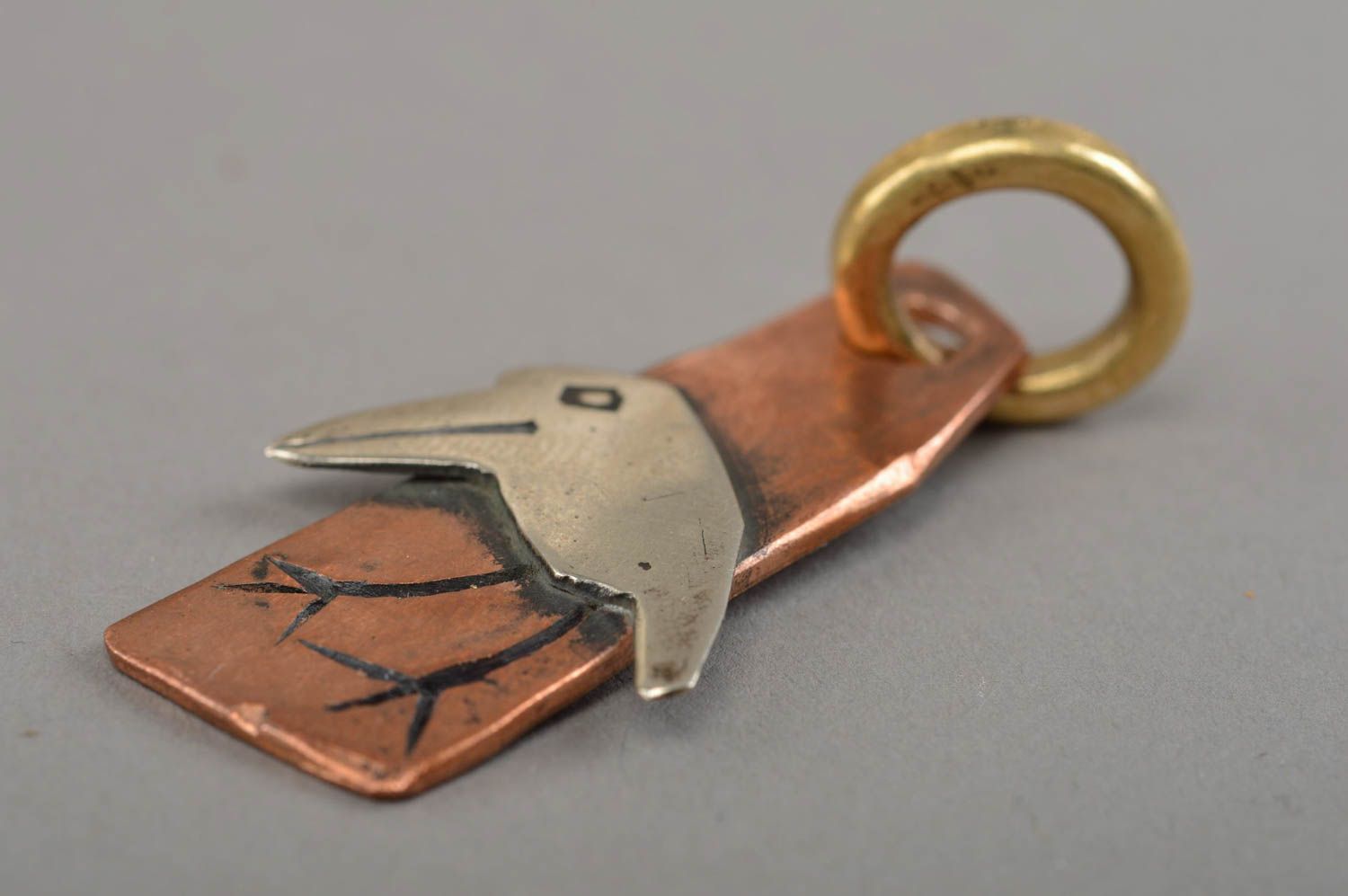 Colgante hecho a mano de cobre bisutería artesanal regalo para mujer cuervo foto 4