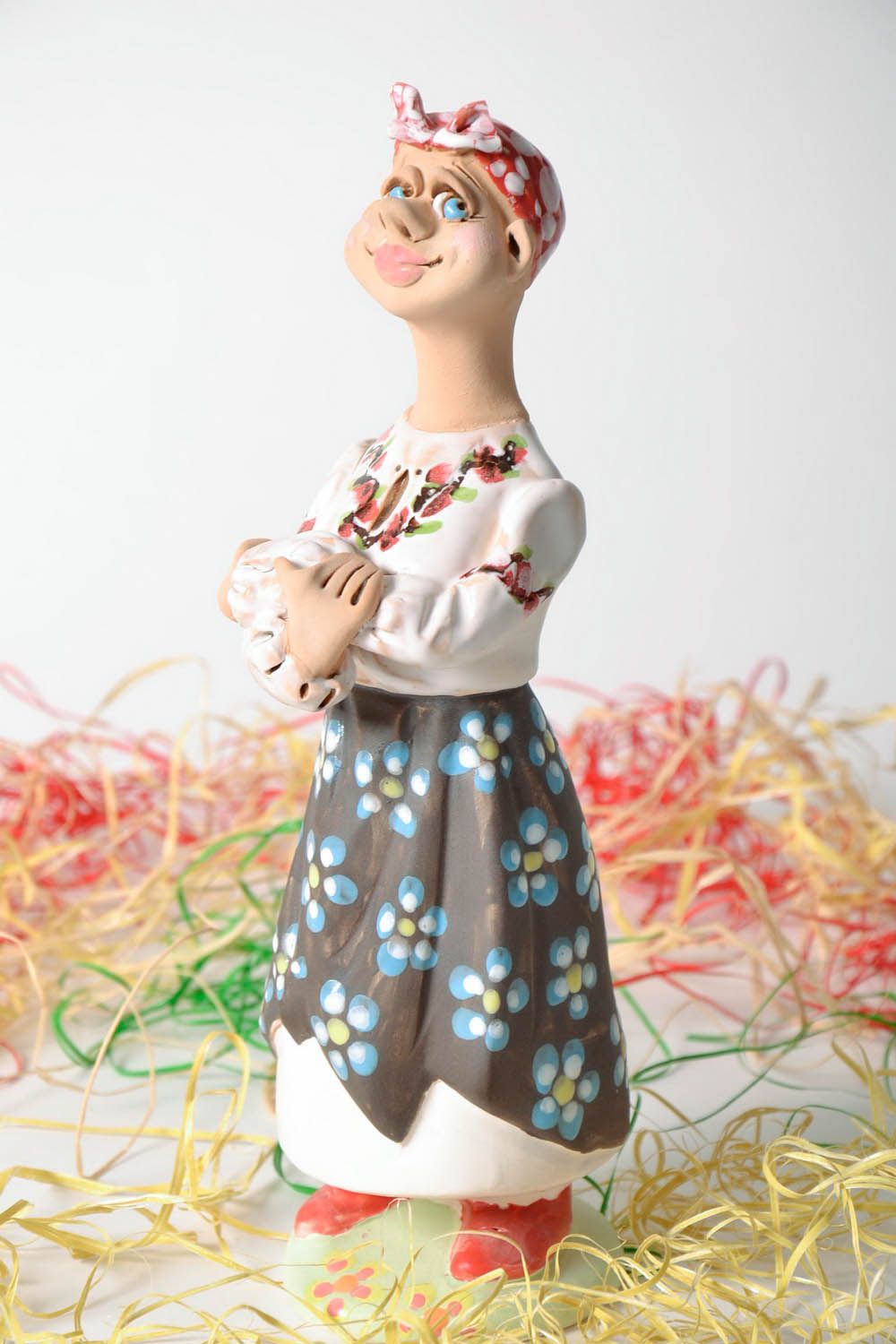 Ceramic figurine Village Girl photo 1