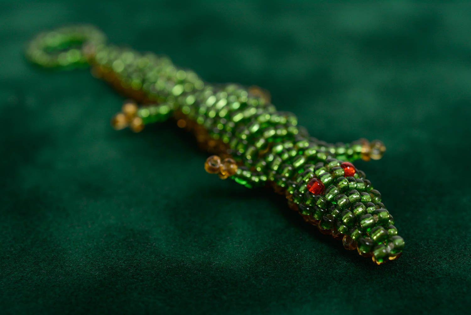 Porte-clés Crocodile en perles de rocaille vert original accessoire fait main photo 1