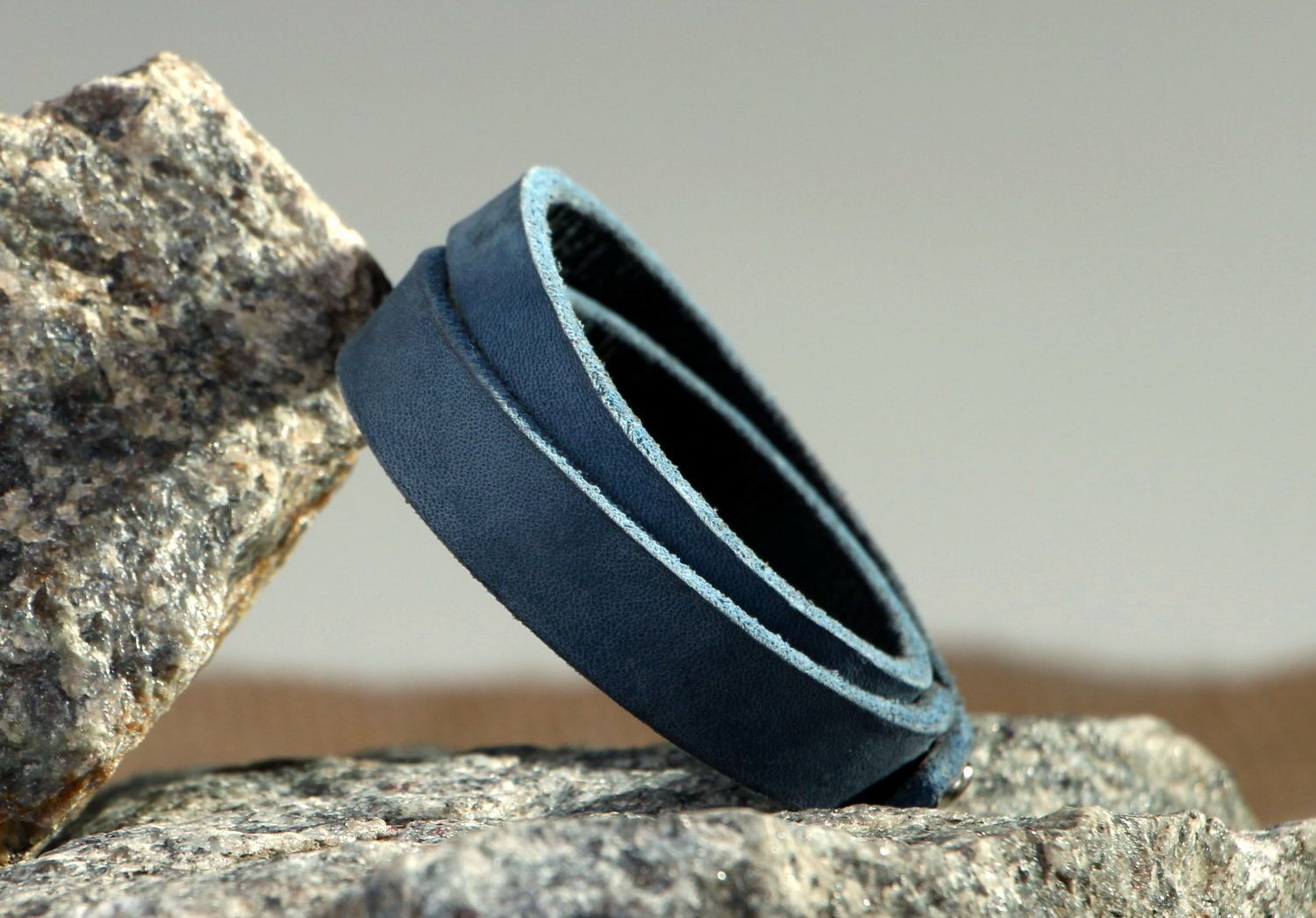 Blue leather bracelet photo 1