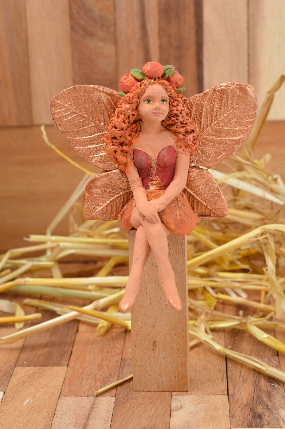 Figurine fée faite main Décoration de pot de fleur argile fille rousse Idée déco photo 1