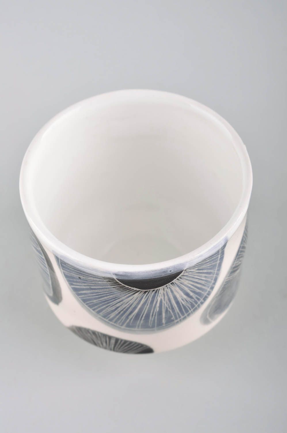 Tasse à thé faite main Mug original blanc gris noir Vaisselle design céramique photo 3