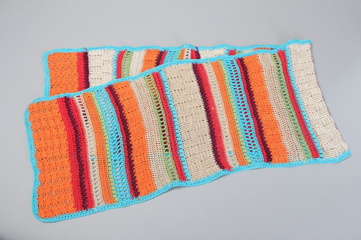 Chemin de table tricoté au crochet en coton fait main rayé multicolore photo 2