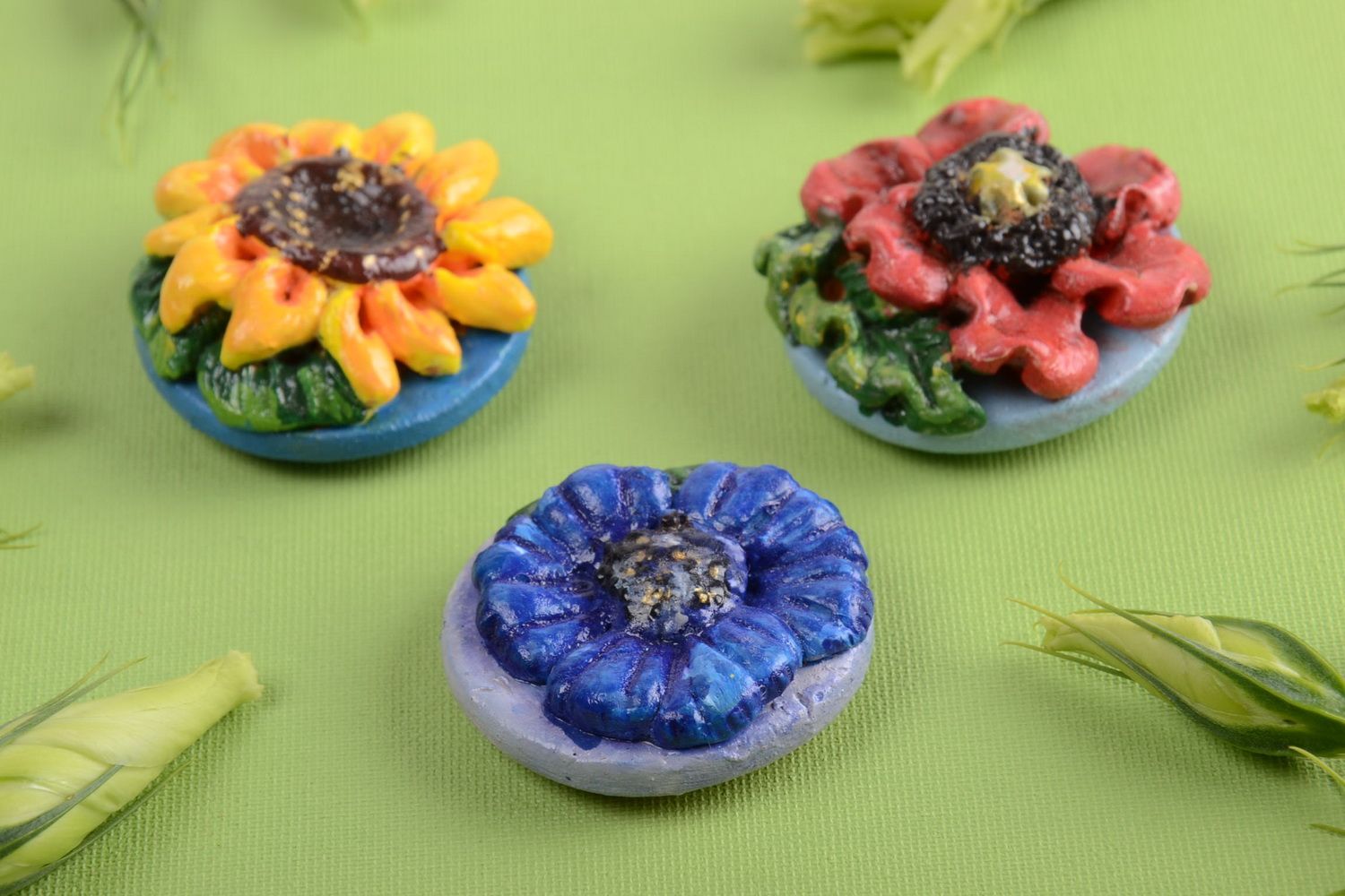Painted handmade fridge magnets cute home decor ceramic souvenirs 3 pieces photo 1