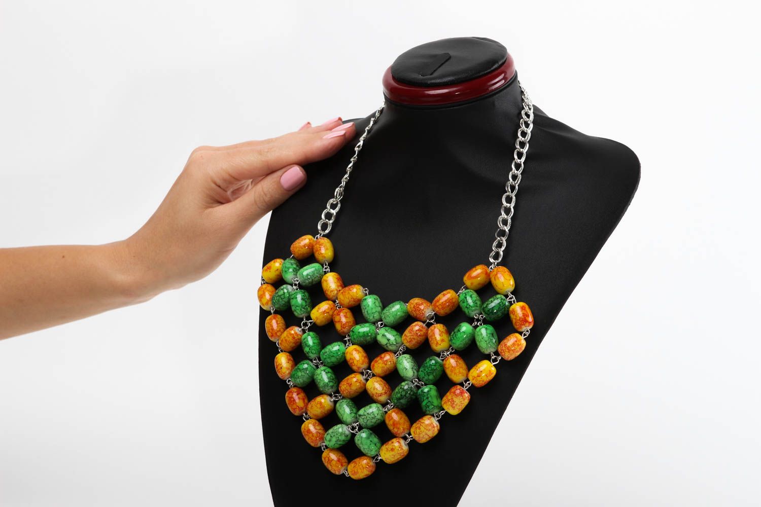 Gros collier Bijou fait main en perles céramiques jaune-vert Cadeau femme photo 5