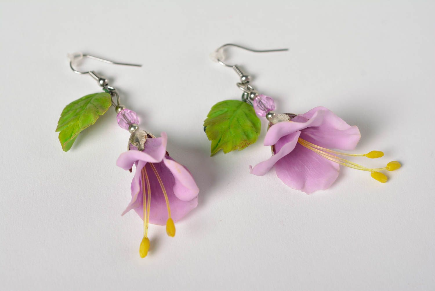 Charming handmade designer plastic flower earrings molded jewelry photo 2