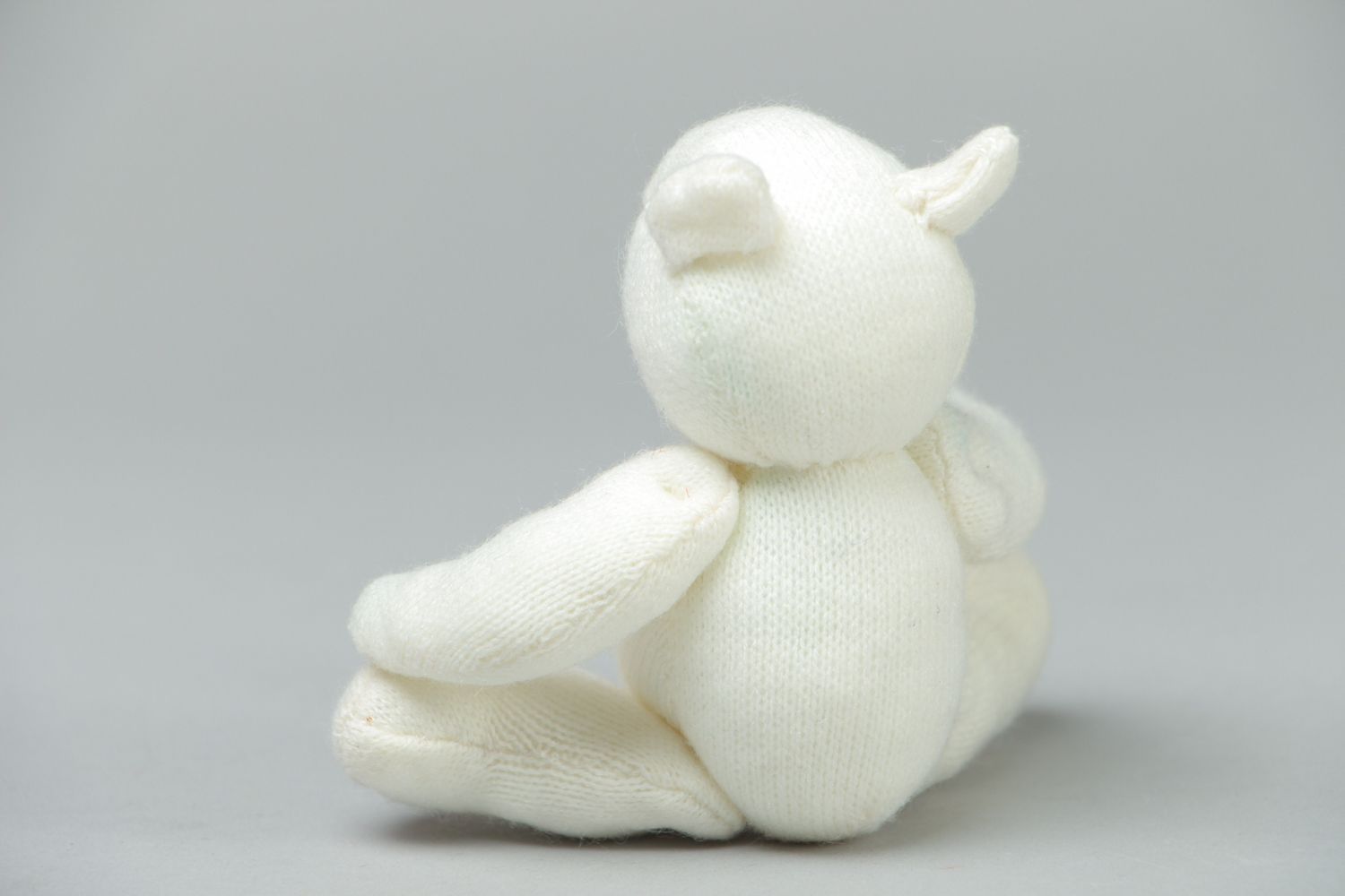 Дизайнерская игрушка из полиэстера ручной работы Белый мишка фото 2