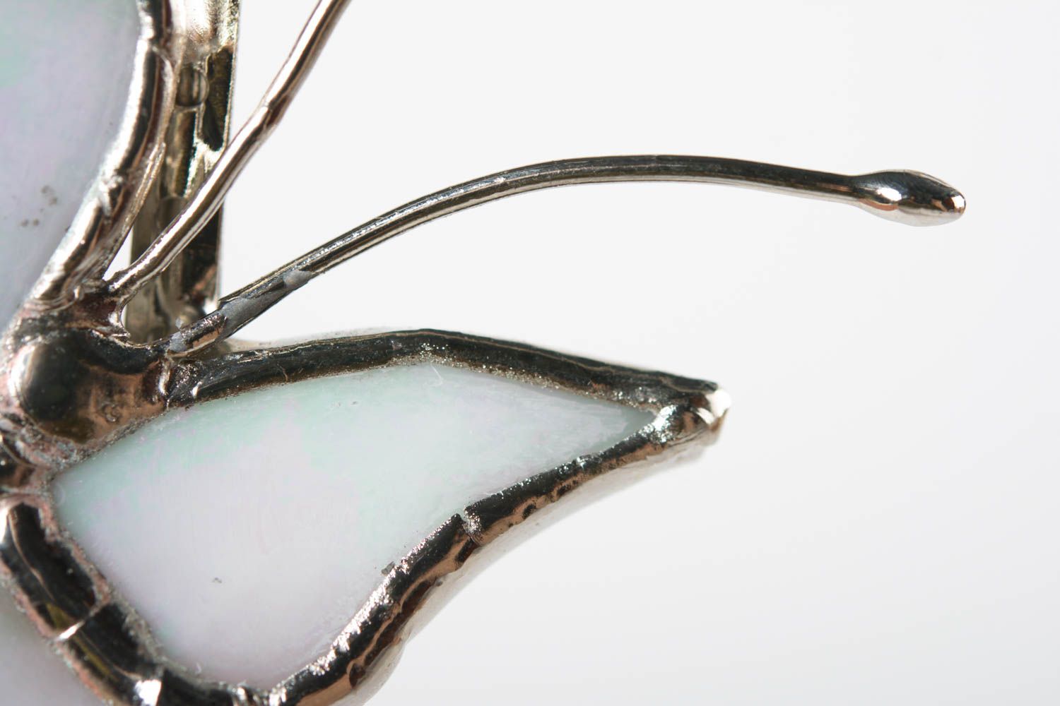Стеклянная заколка для волос в витражной технике ручной работы Бабочка фото 4