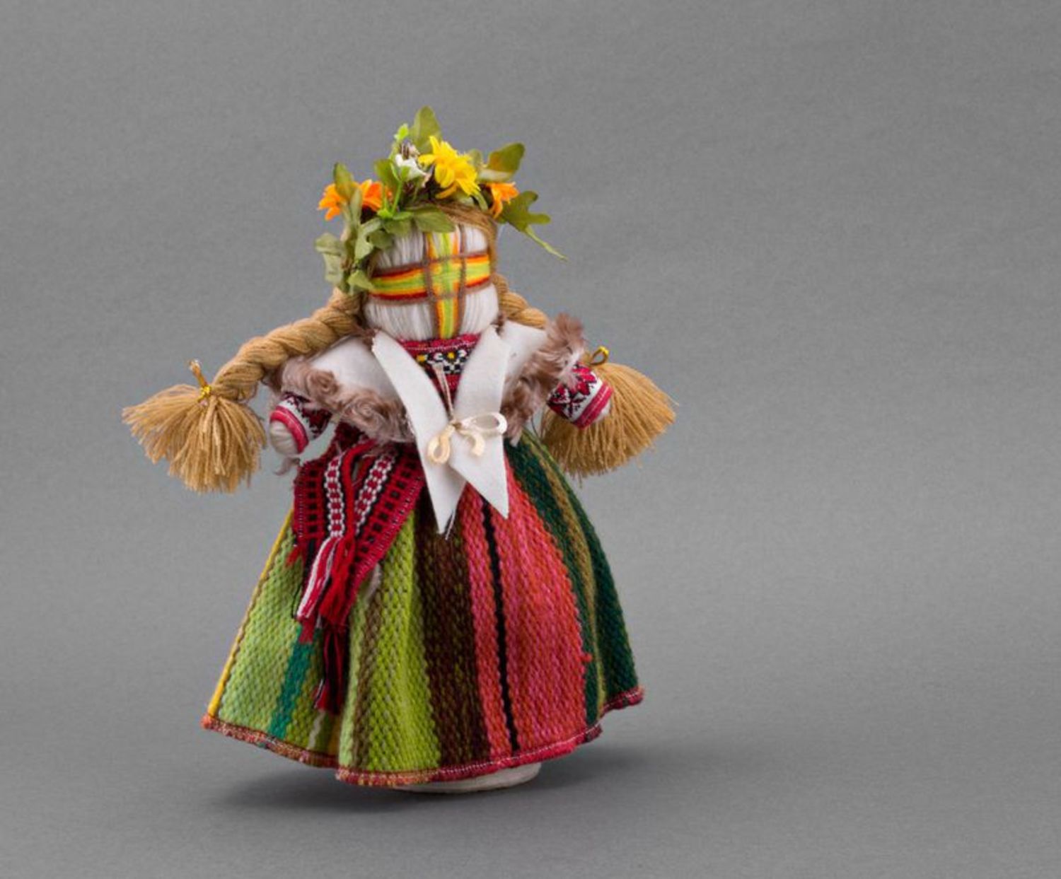 Bambola etnica fatta a mano Bambola talismano etnica decorazioni di casa
 foto 1