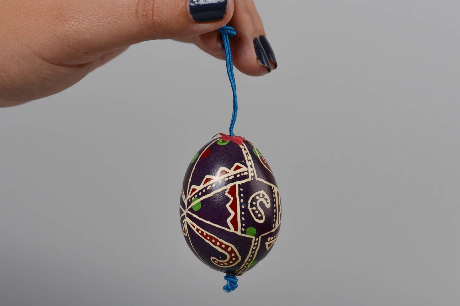 Пасхальное яйцо ручной работы расписное на шнурке декор для интерьера к Пасхе фото 5