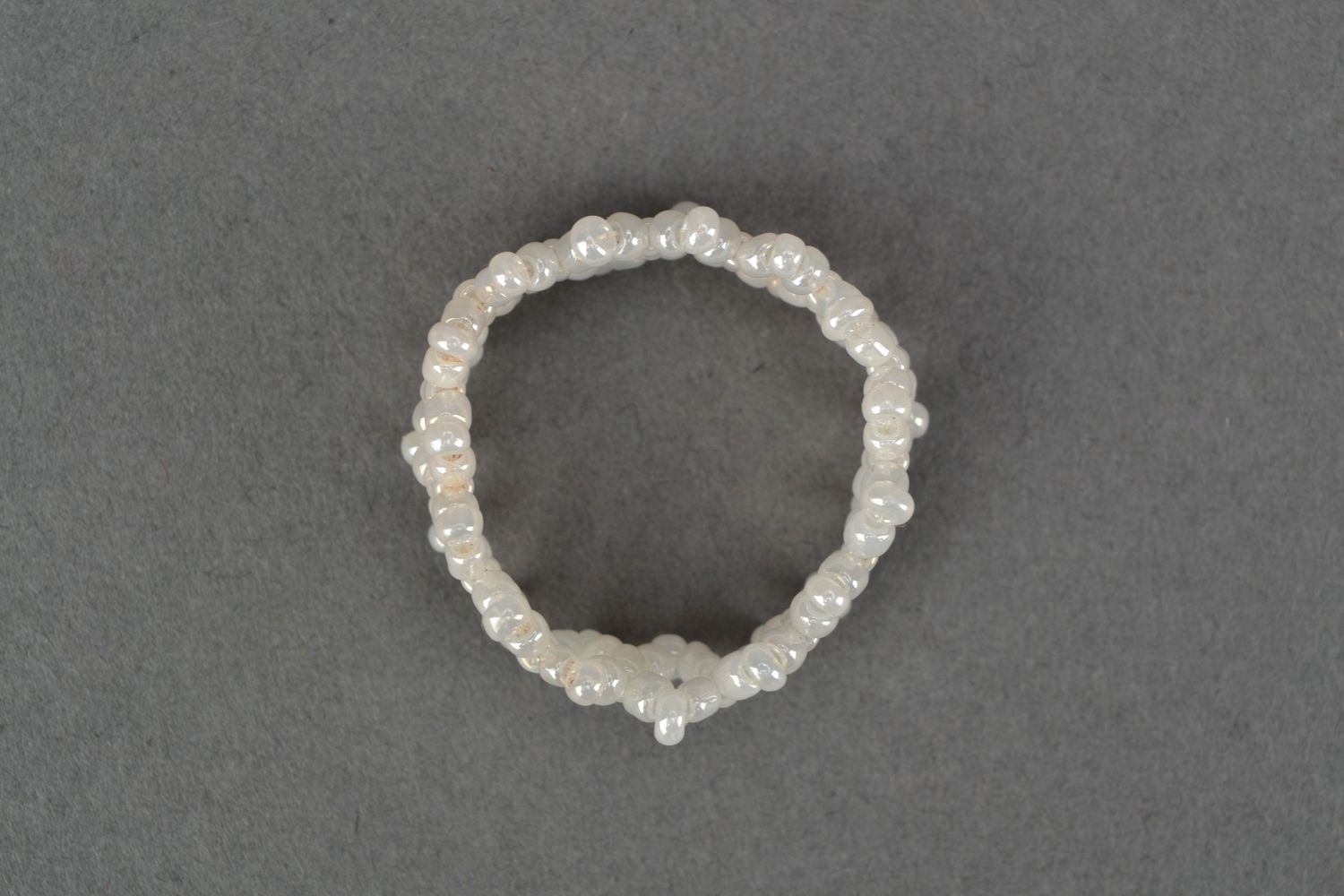 White woven bead ring photo 3
