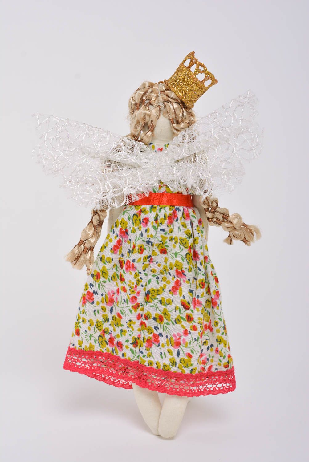 Мягкая игрушка королева из тканей ручной работы красивая авторская для дома фото 3