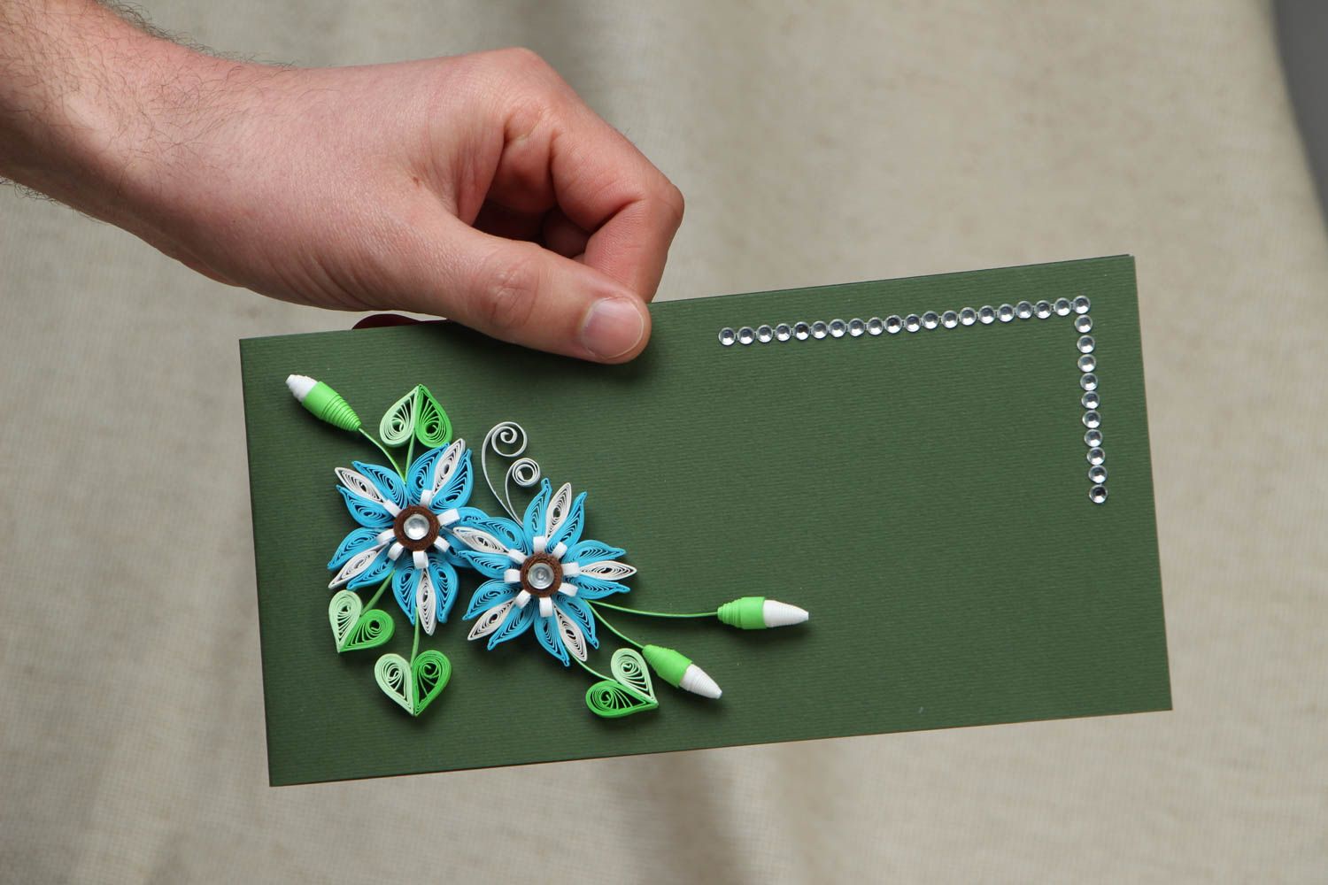 Carte de vœux avec fleurs en papier technique quilling faite main photo 3