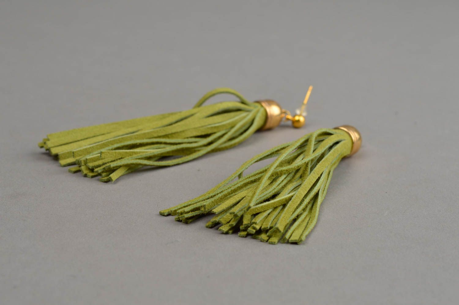 Boucles d'oreilles à franges faites main en cuir vert accessoire pour femme photo 3