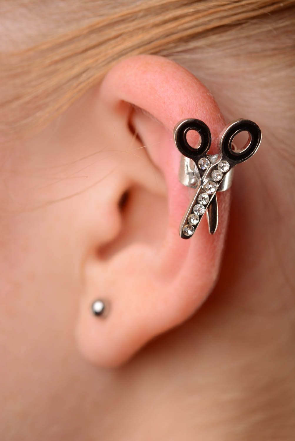 Designer's cuff earring Scissors photo 3