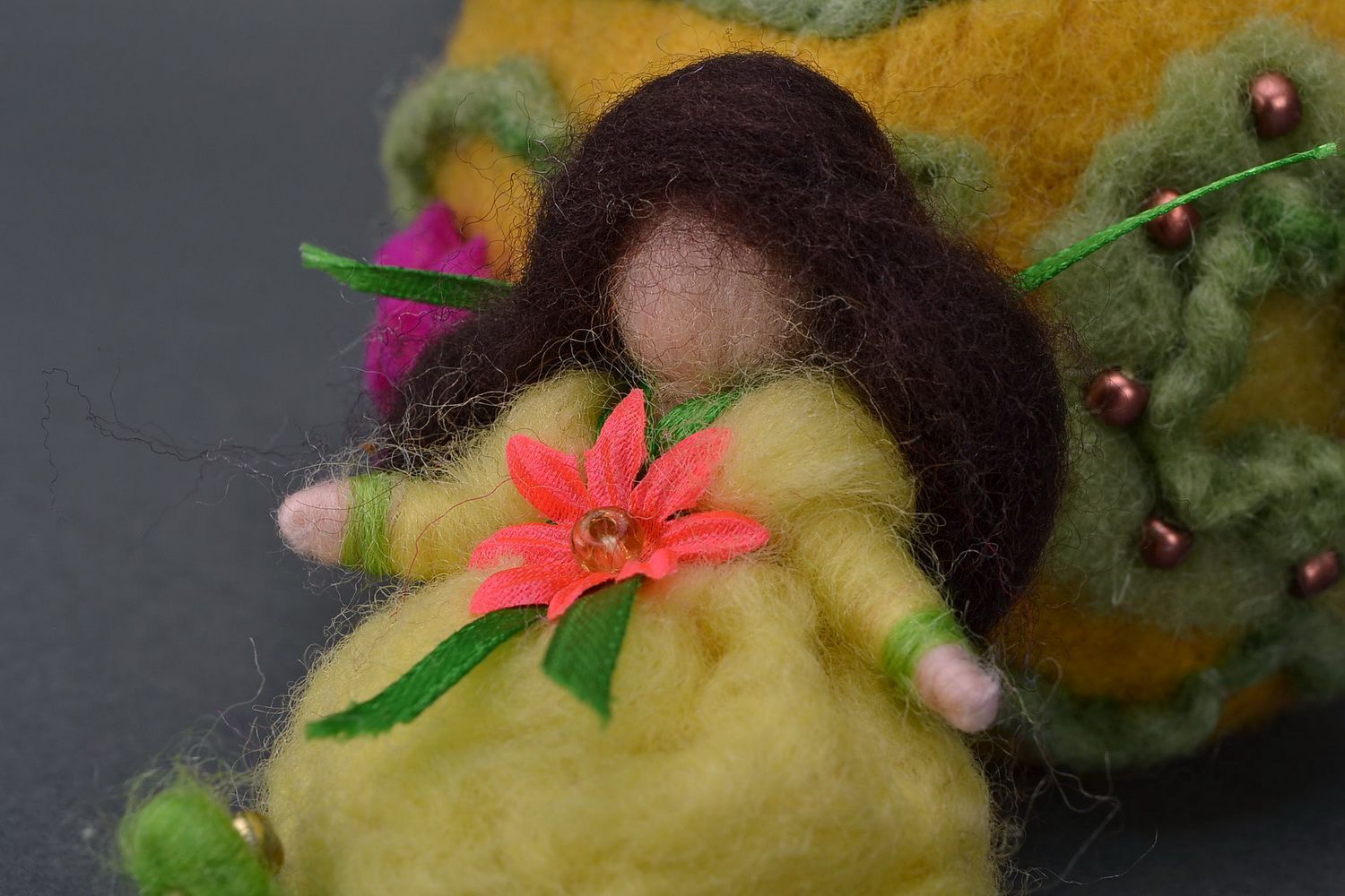 Soft toy made from wool Thumbelina in the house photo 3