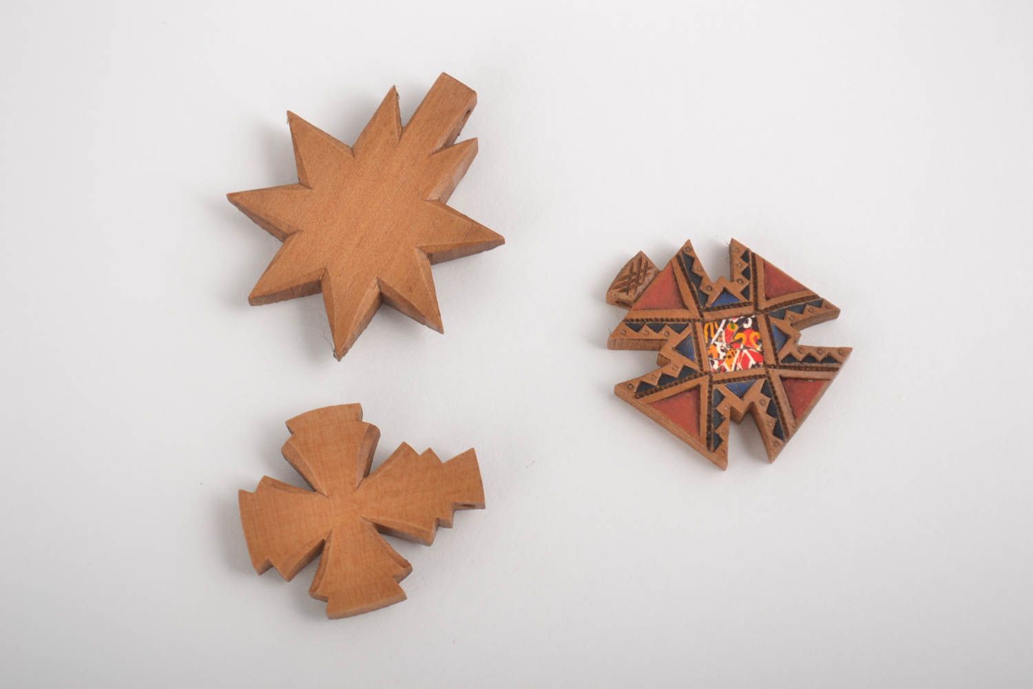 Kreuz aus Holz handmade Damen Schmuck Holzkreuz Anhänger Set drei Stück schön foto 2