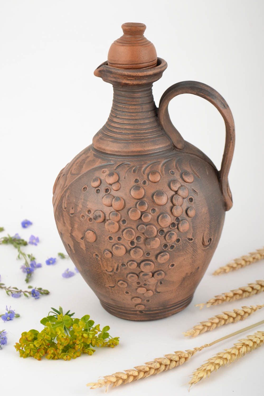 60 oz ceramic handmade wine jug carafe with handle and lid 1,95 lb photo 1