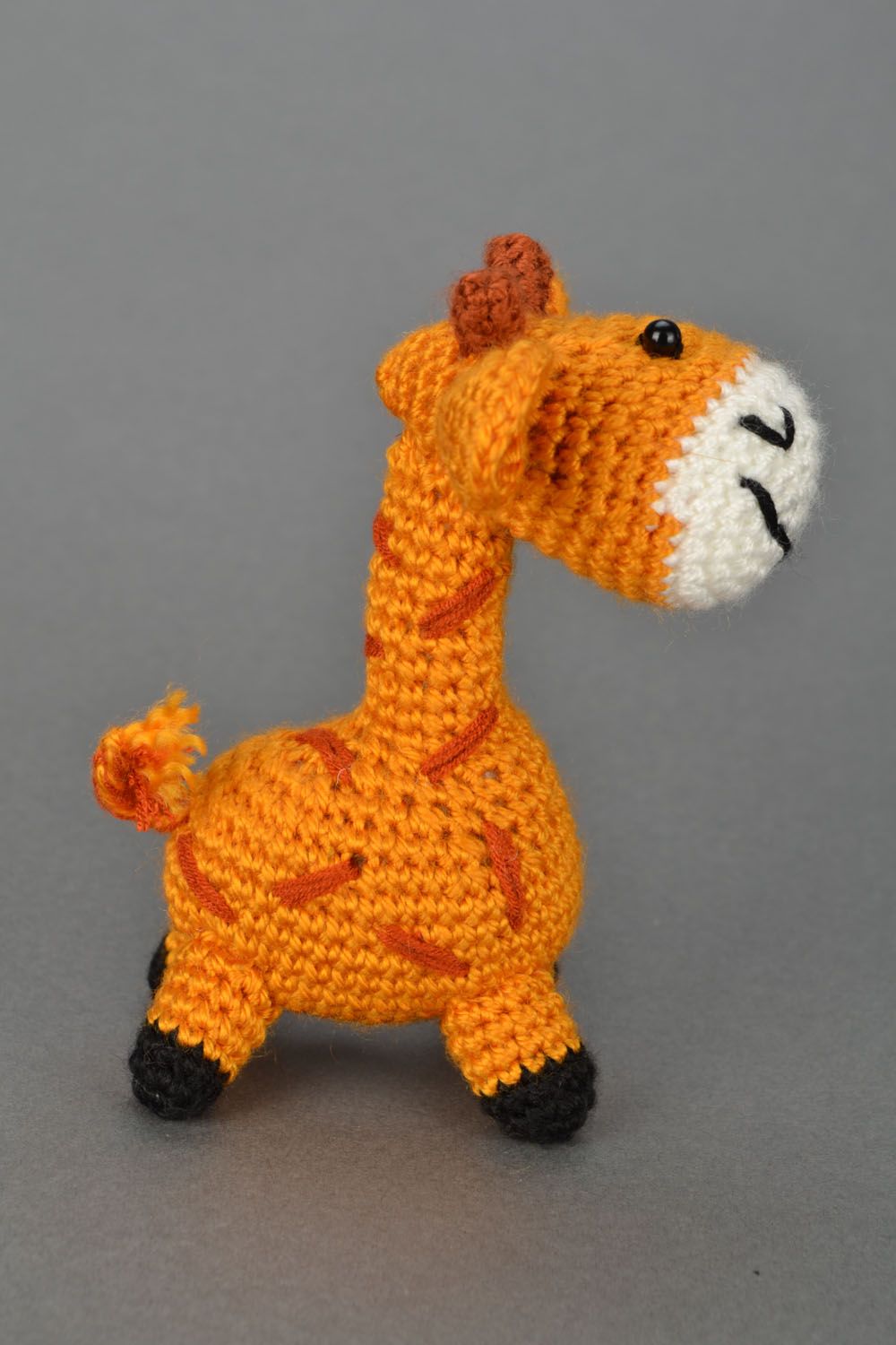 Brinquedo macio de malha feito à mão Girafa foto 4