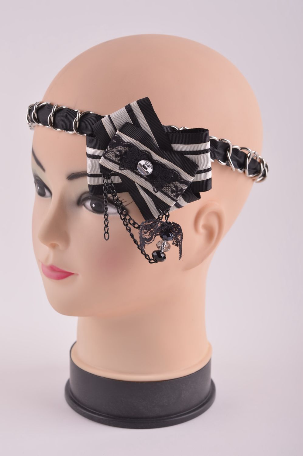 Fascia per testa fatta a mano con nastri di reps accessorio per capelli foto 2